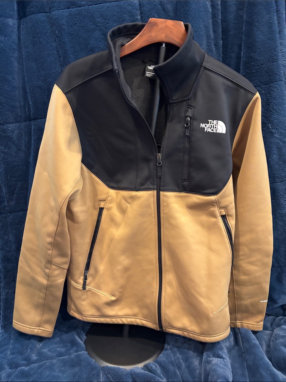 The North Face Men’s Softshell Jacket Tan Black Medium
